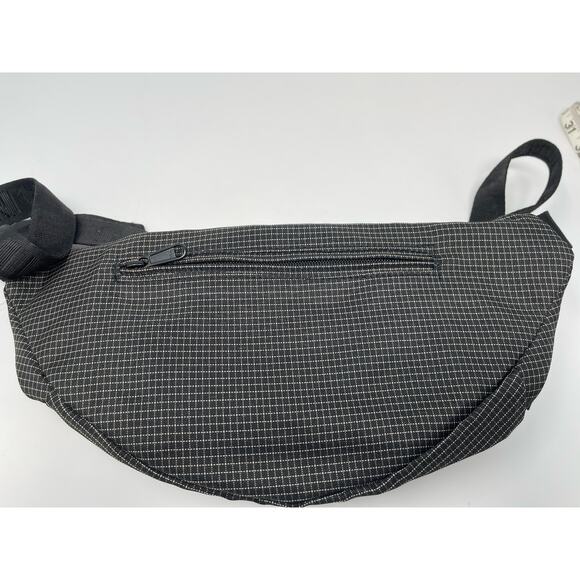 American Eagle fanny pack/crossbody - Picture 6 of 7